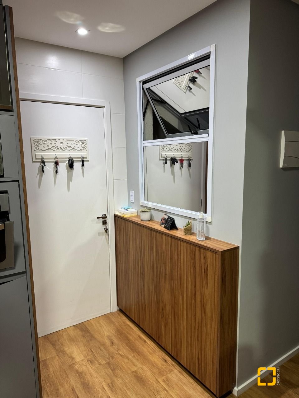 Apartamento com 49m², 2 quartos, 1 garagem, no bairro Praia de Fora em Palhoça
