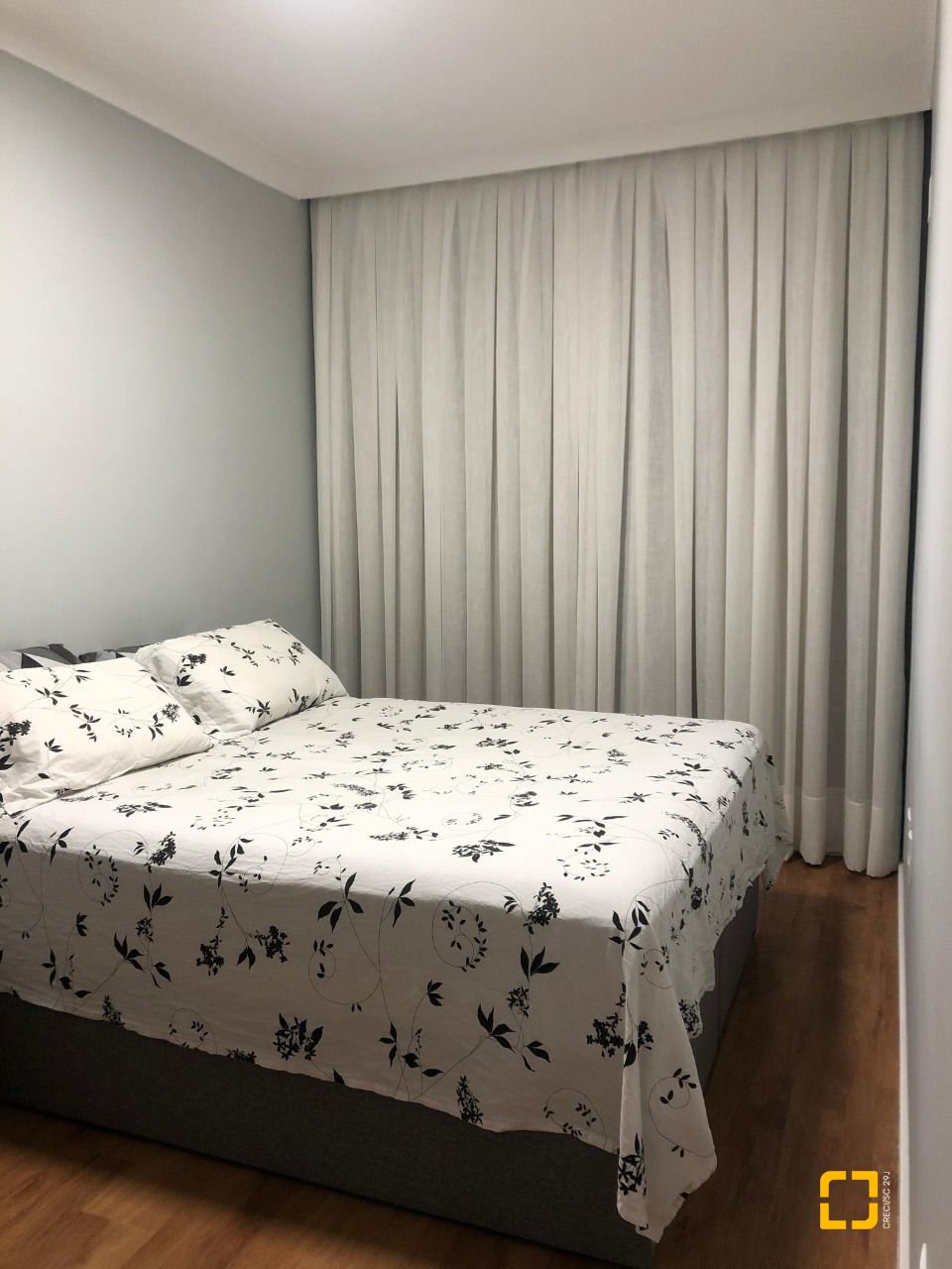 Apartamento com 49m², 2 quartos, 1 garagem, no bairro Praia de Fora em Palhoça