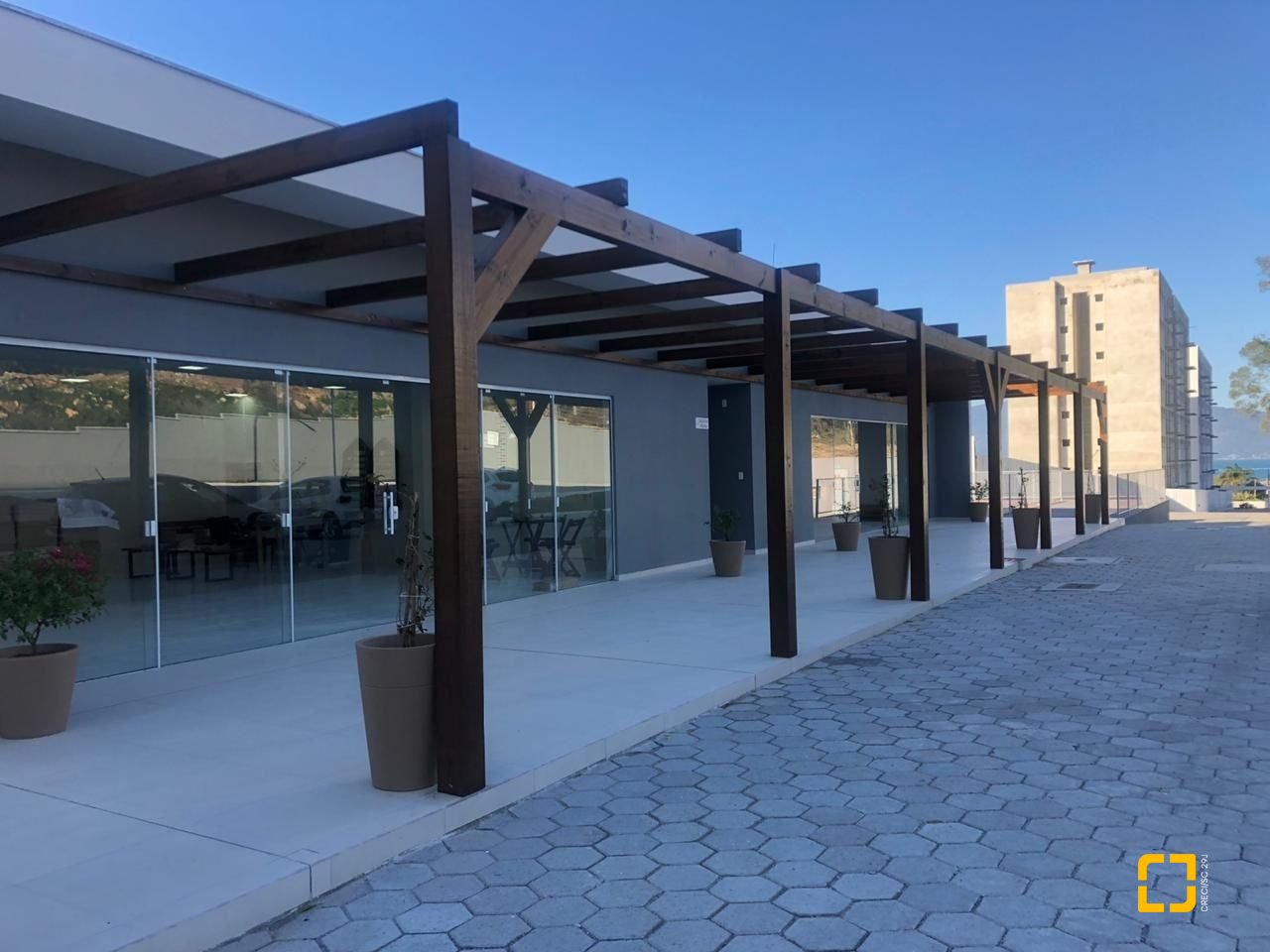 Apartamento com 49m², 2 quartos, 1 garagem, no bairro Praia de Fora em Palhoça