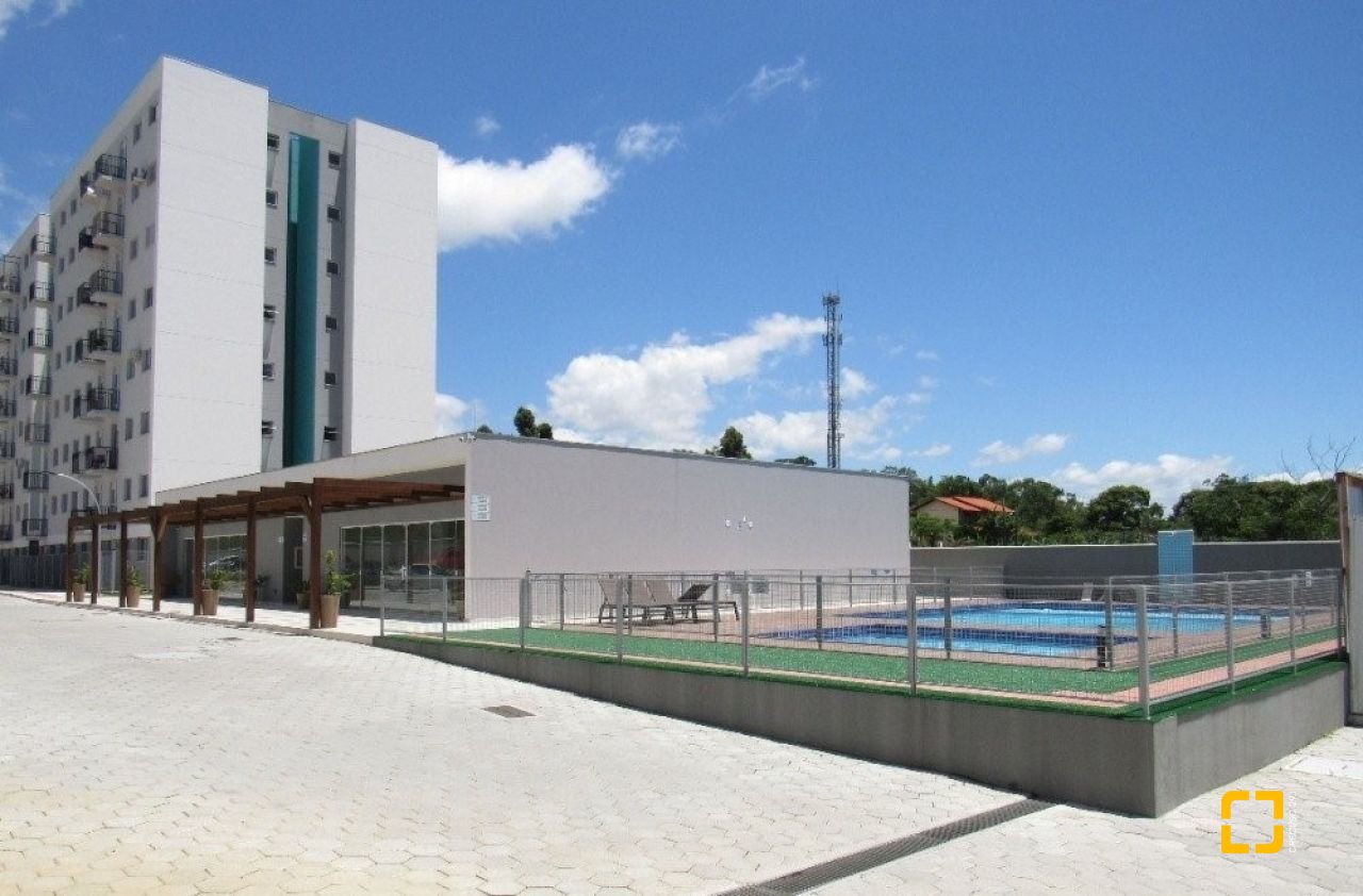 Apartamento com 49m², 2 quartos, 1 garagem, no bairro Praia de Fora em Palhoça