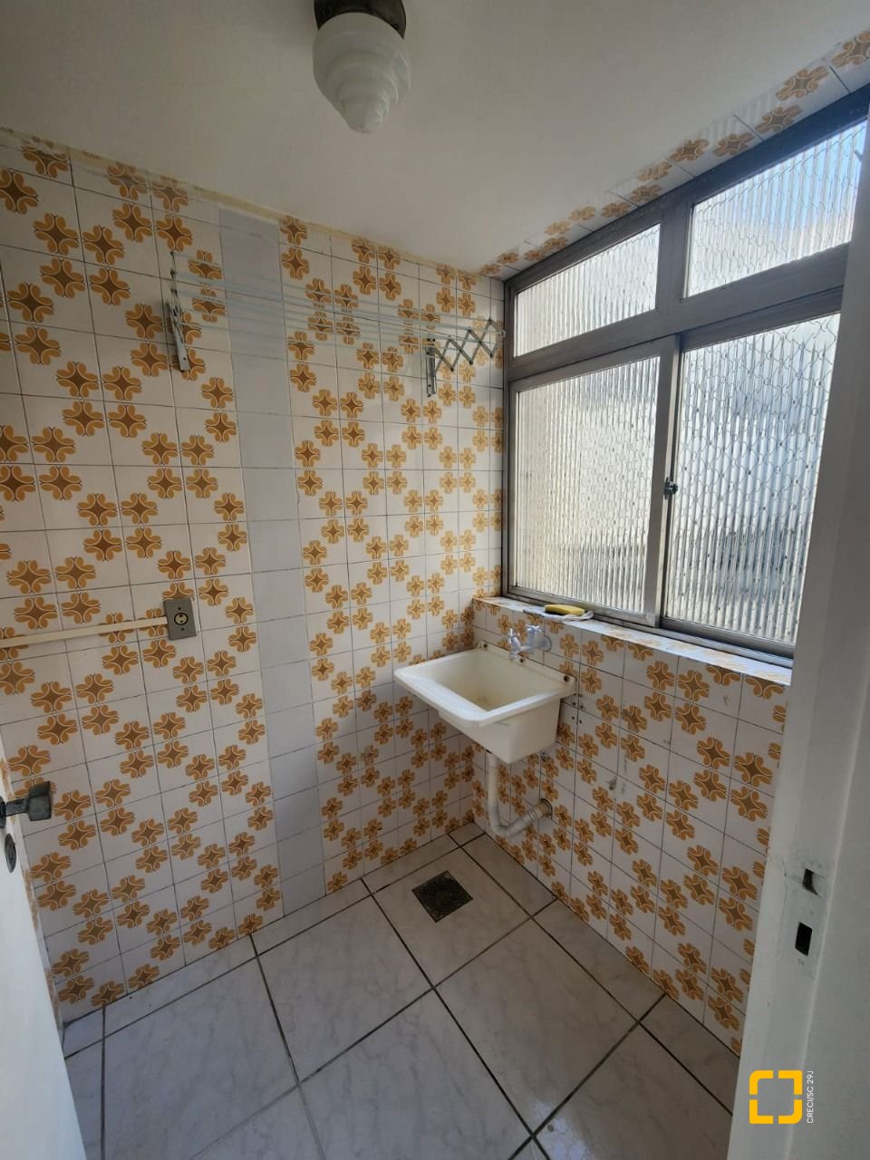 Apartamento com 48m², 1 quarto, no bairro Centro em Florianópolis