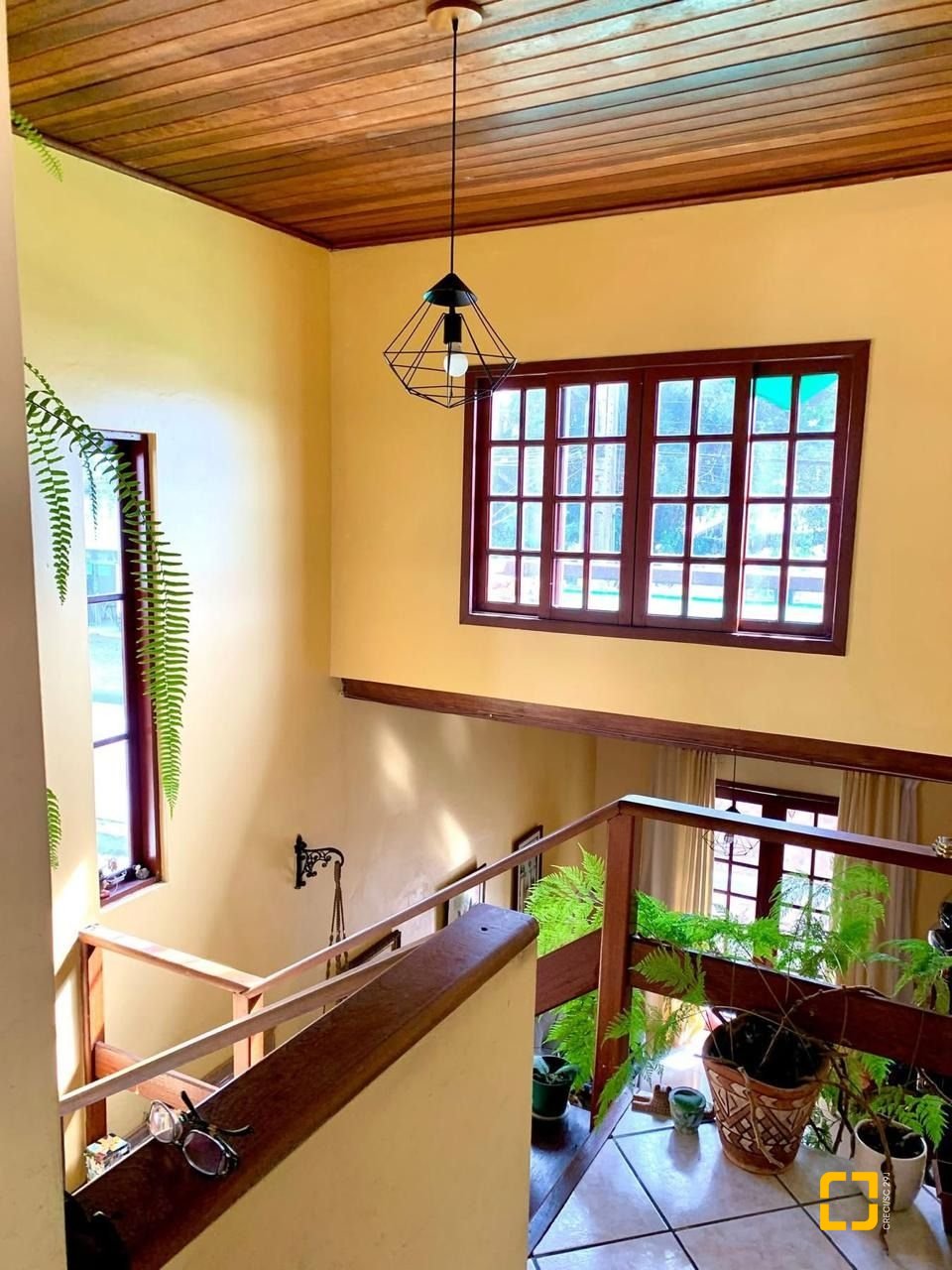 Casa com 157m², 4 quartos, 1 garagem, no bairro Armação em Florianópolis