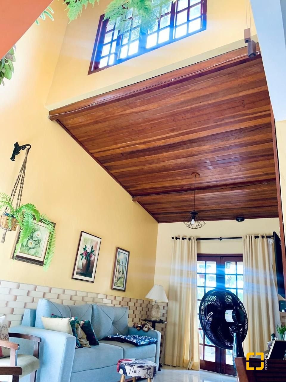 Casa com 157m², 4 quartos, 1 garagem, no bairro Armação em Florianópolis