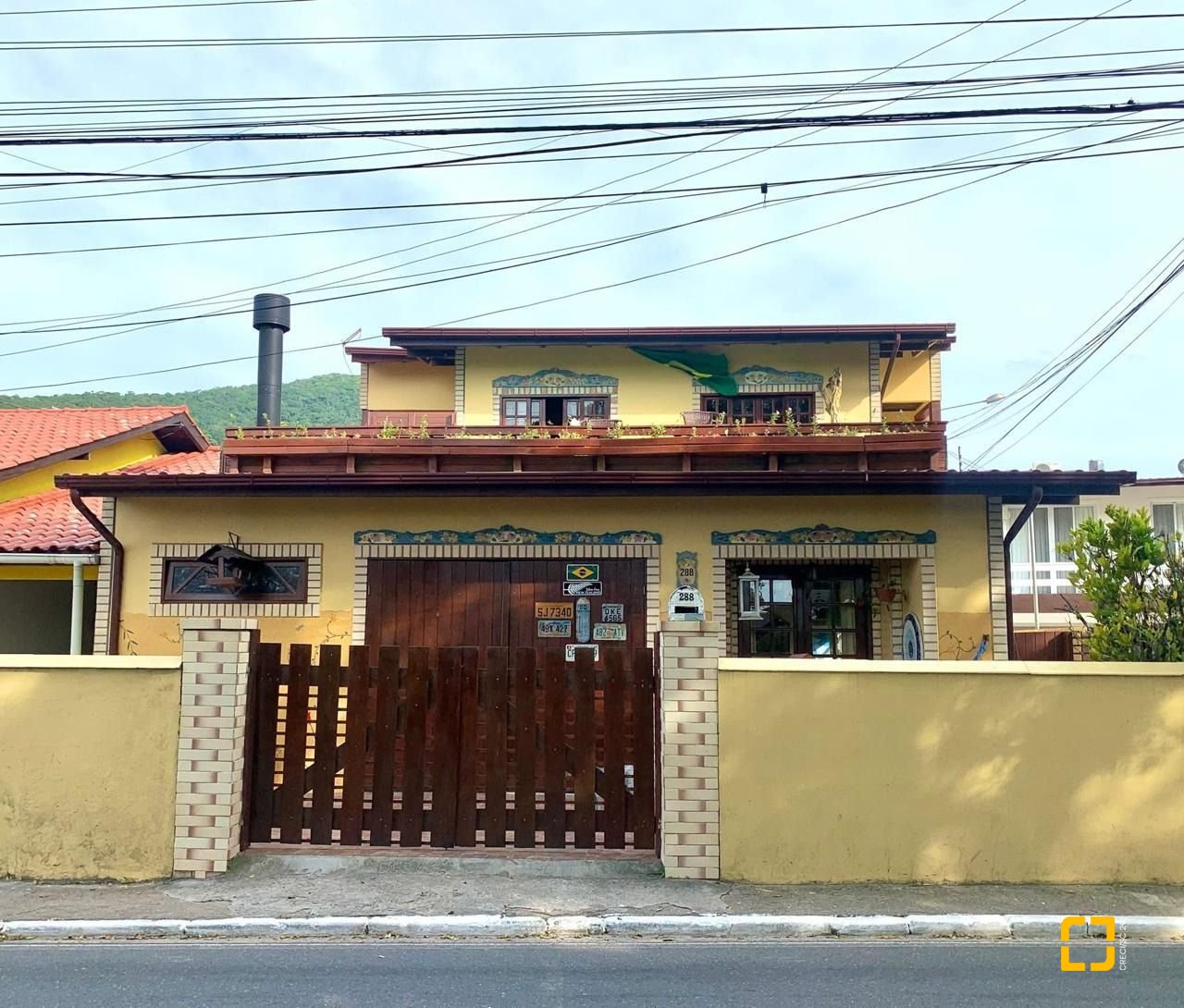 Casa com 157m², 4 quartos, 1 garagem, no bairro Armação em Florianópolis