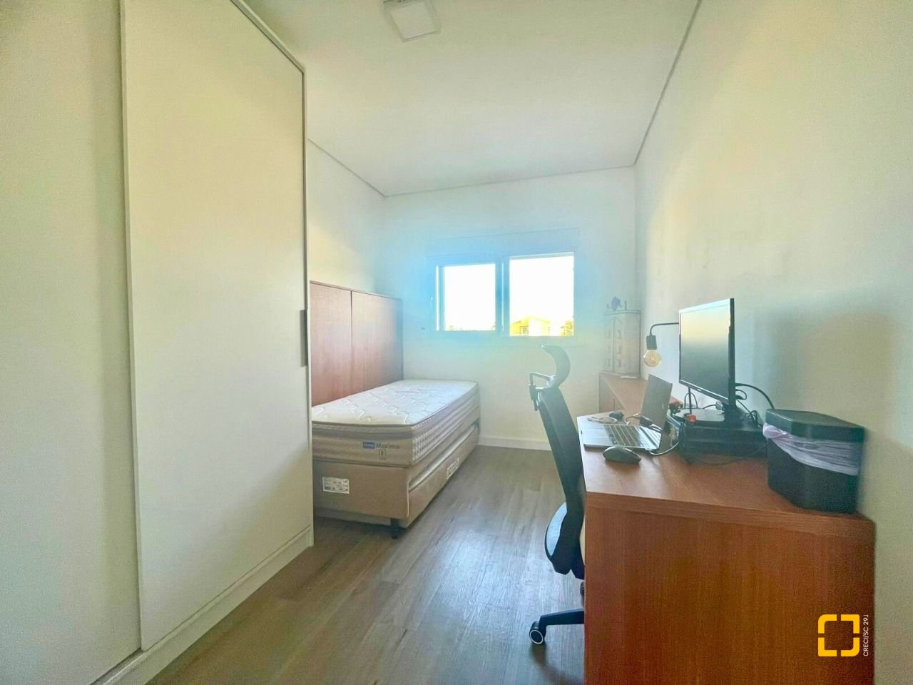 Casa com 141m², 6 quartos (sendo 3 suítes), 2 garagens, no bairro Ingleses em Florianópolis