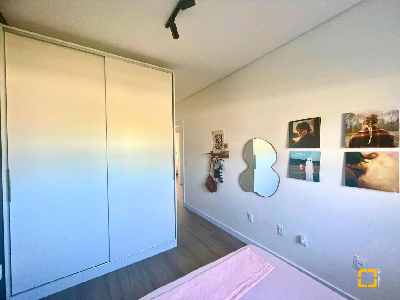 Casa com 141m², 6 quartos (sendo 3 suítes), 2 garagens, no bairro Ingleses em Florianópolis
