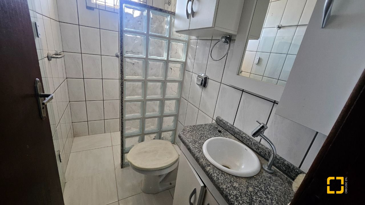 Casa com 141m², 3 quartos, 2 garagens, no bairro Campeche em Florianópolis