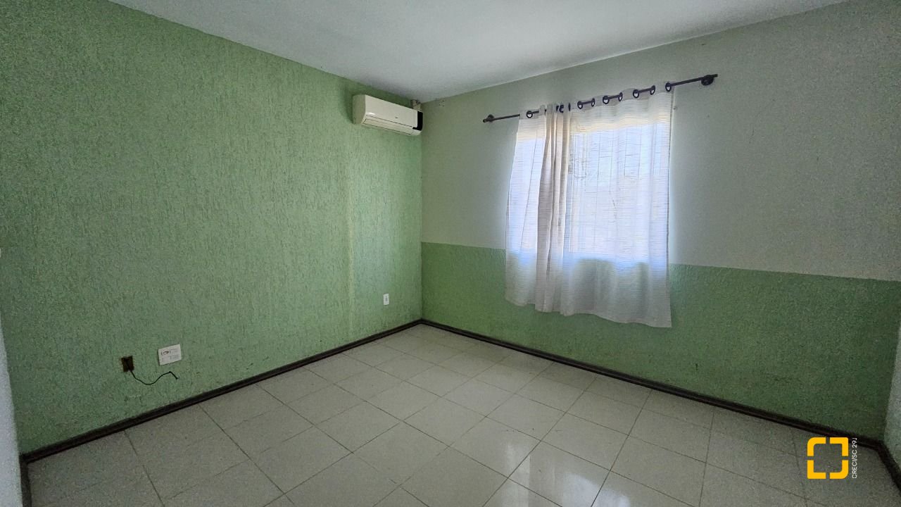 Casa com 141m², 3 quartos, 2 garagens, no bairro Campeche em Florianópolis