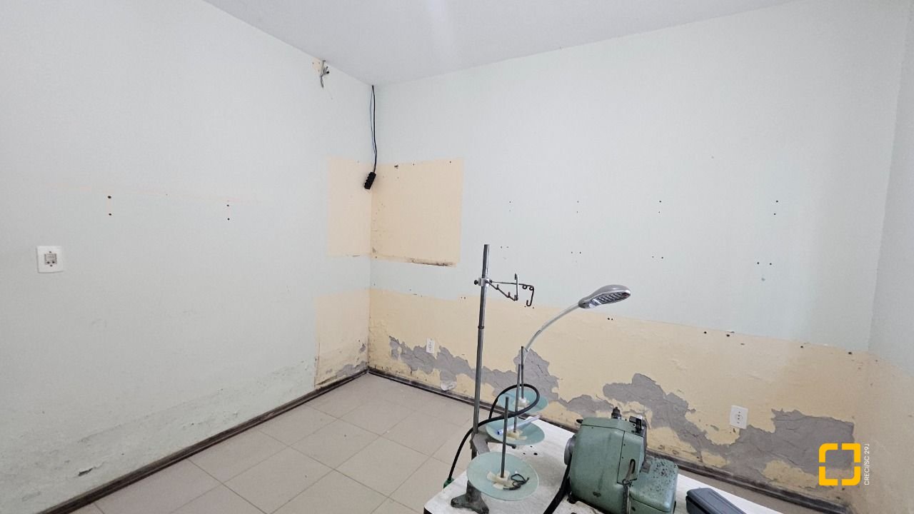Casa com 141m², 3 quartos, 2 garagens, no bairro Campeche em Florianópolis