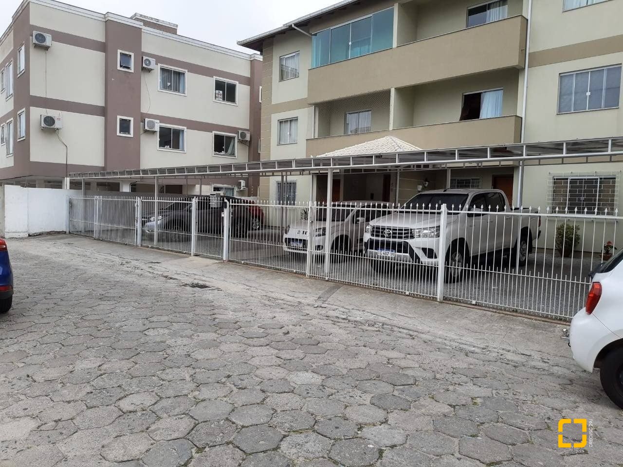 Apartamento com 98m², 3 quartos (sendo 1 suíte), 1 garagem, no bairro Ingleses em Florianópolis
