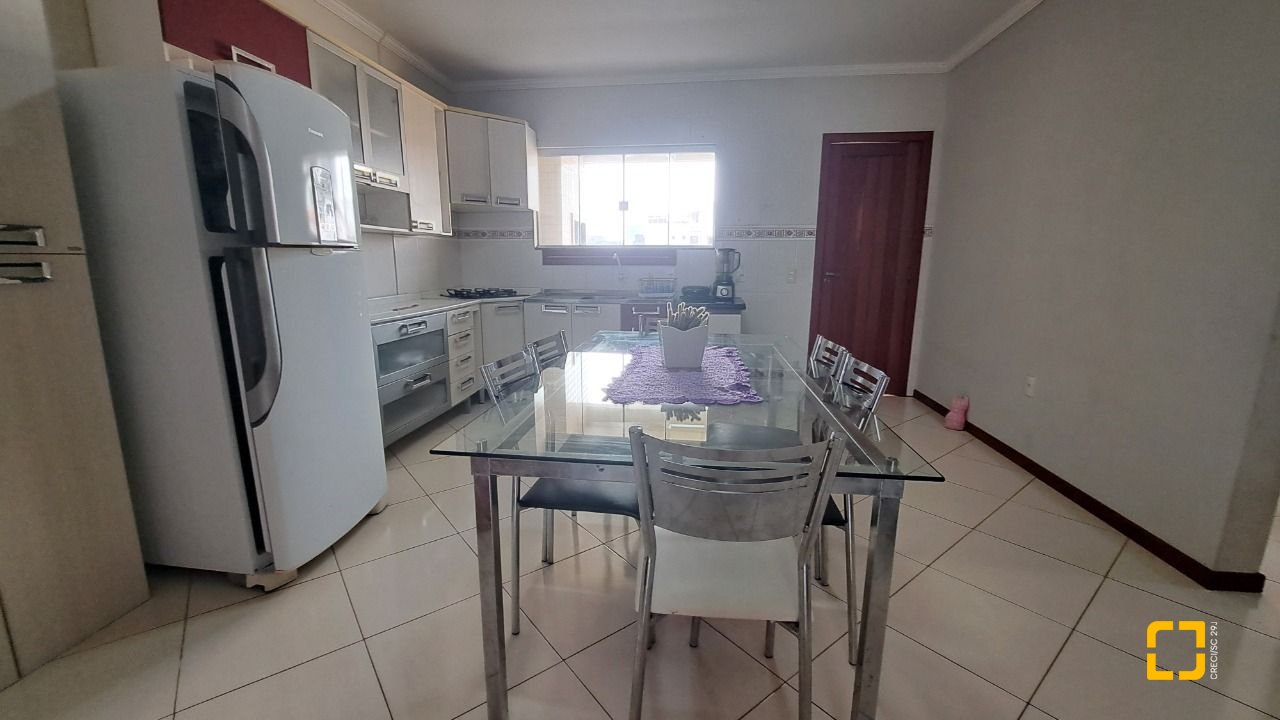Apartamento com 98m², 3 quartos (sendo 1 suíte), 1 garagem, no bairro Ingleses em Florianópolis