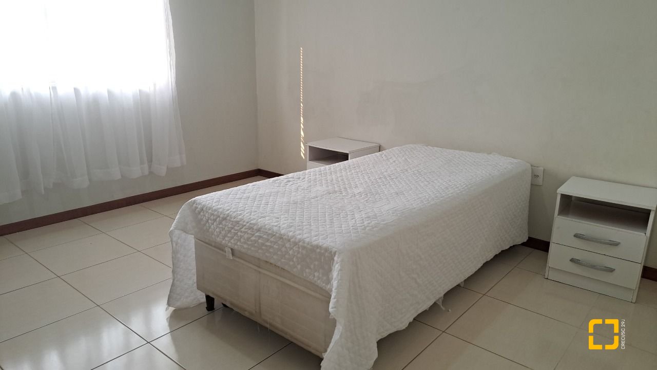 Apartamento com 98m², 3 quartos (sendo 1 suíte), 1 garagem, no bairro Ingleses em Florianópolis