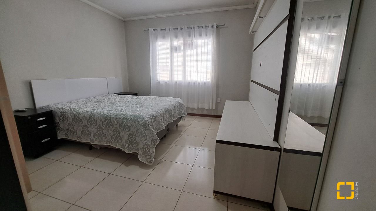 Apartamento com 98m², 3 quartos (sendo 1 suíte), 1 garagem, no bairro Ingleses em Florianópolis