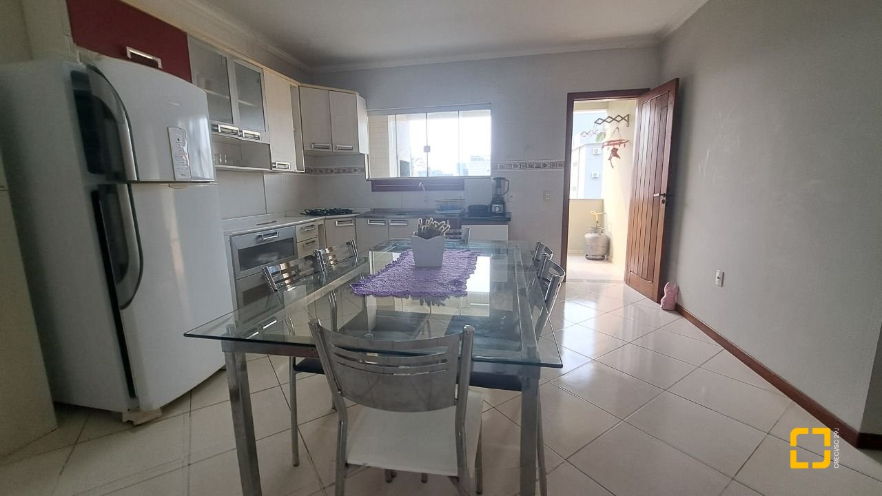 Apartamento com 98m², 3 quartos (sendo 1 suíte), 1 garagem, no bairro Ingleses em Florianópolis