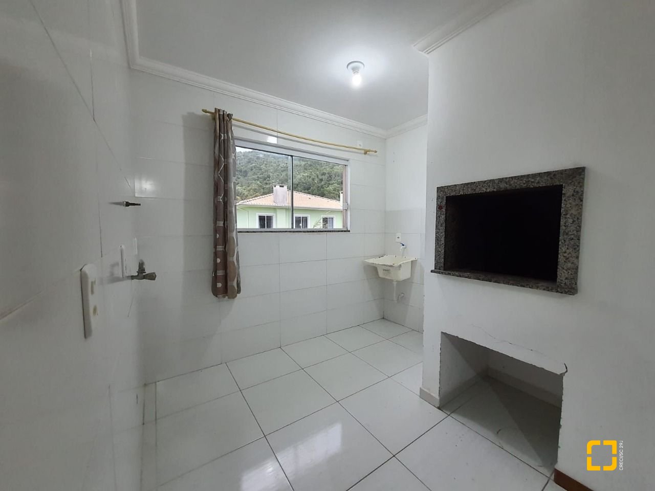 Apartamento com 60m², 3 quartos (sendo 1 suíte), 1 garagem, no bairro Ingleses em Florianópolis