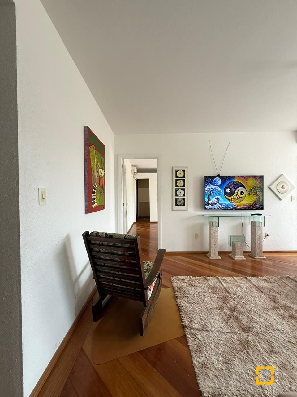 Casa com 502m², 9 quartos (sendo 3 suítes), 4 garagens, no bairro Ingleses em Florianópolis