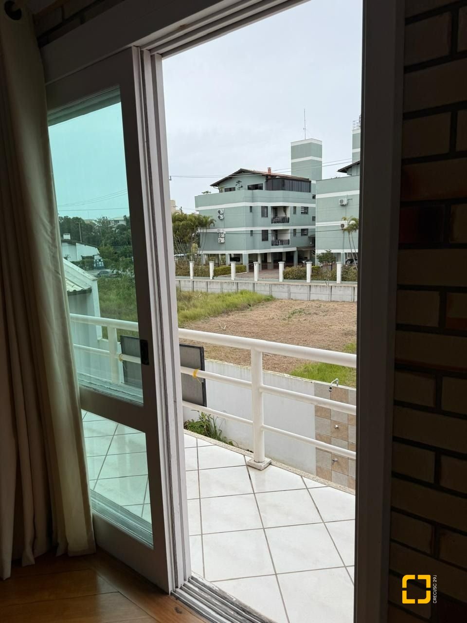 Casa com 502m², 9 quartos (sendo 3 suítes), 4 garagens, no bairro Ingleses em Florianópolis