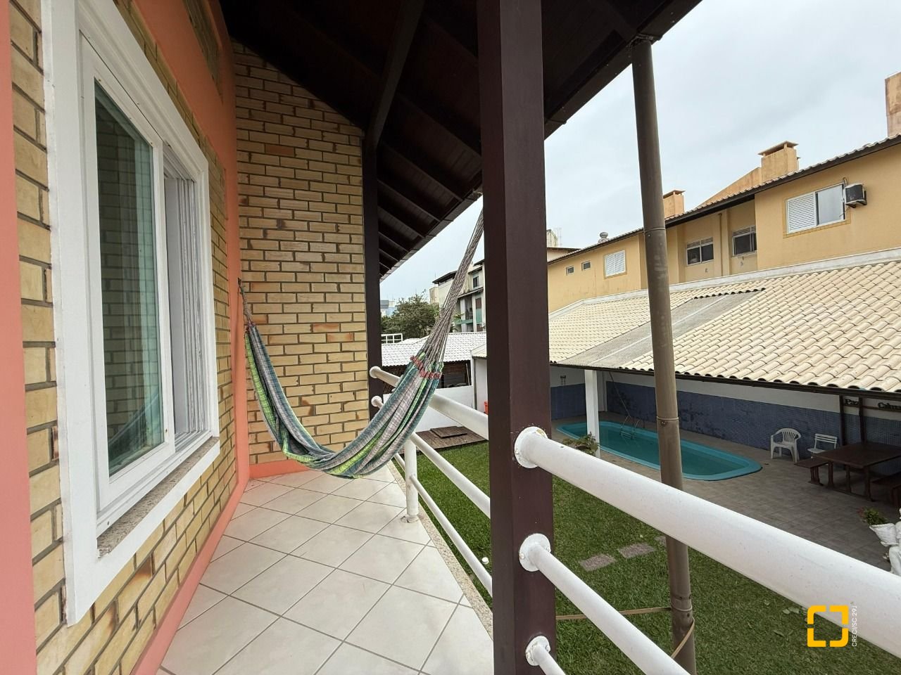 Casa com 502m², 9 quartos (sendo 3 suítes), 4 garagens, no bairro Ingleses em Florianópolis