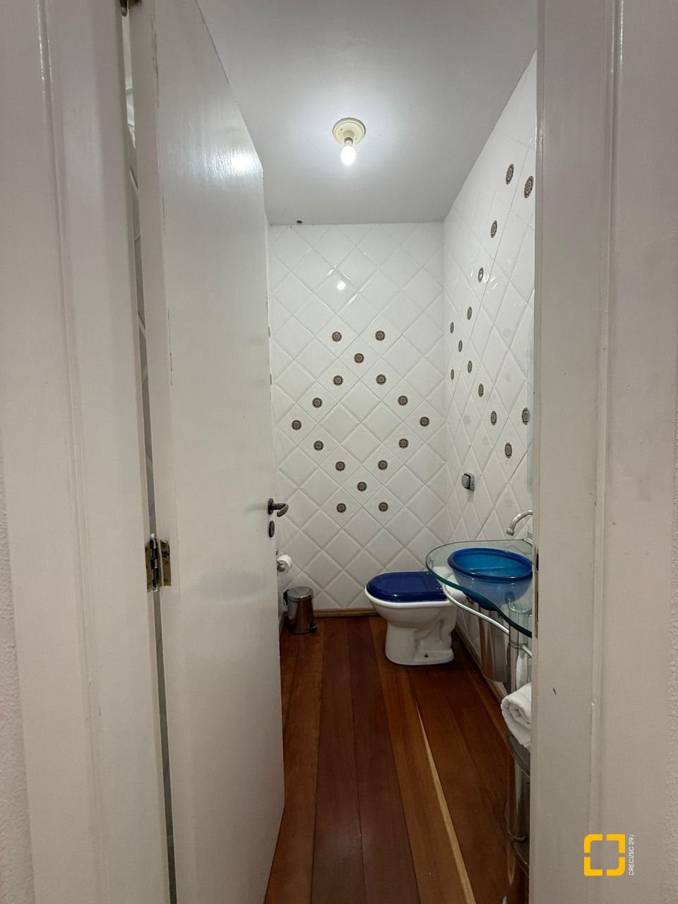Casa com 502m², 9 quartos (sendo 3 suítes), 4 garagens, no bairro Ingleses em Florianópolis
