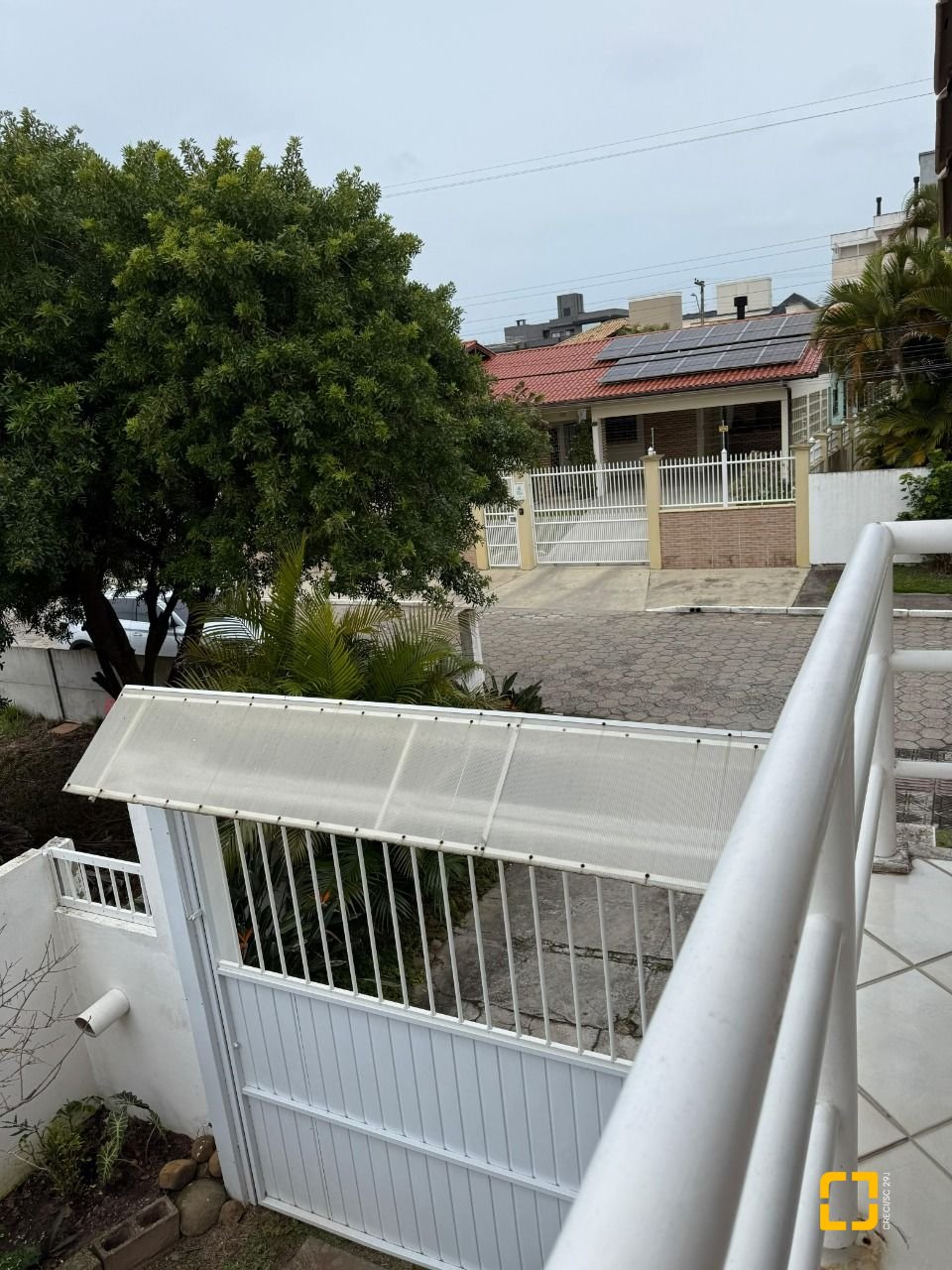 Casa com 502m², 9 quartos (sendo 3 suítes), 4 garagens, no bairro Ingleses em Florianópolis