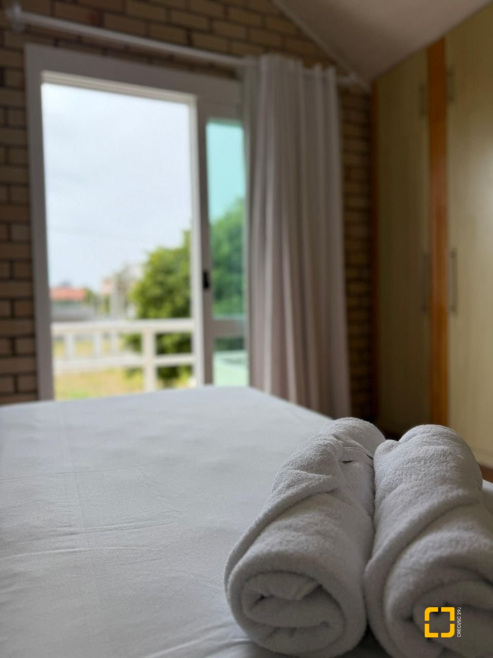Casa com 502m², 9 quartos (sendo 3 suítes), 4 garagens, no bairro Ingleses em Florianópolis