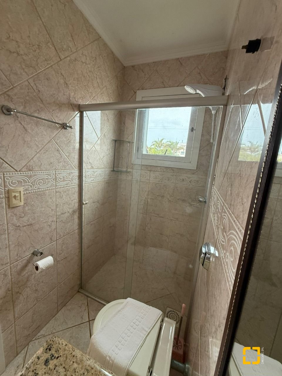 Casa com 502m², 9 quartos (sendo 3 suítes), 4 garagens, no bairro Ingleses em Florianópolis