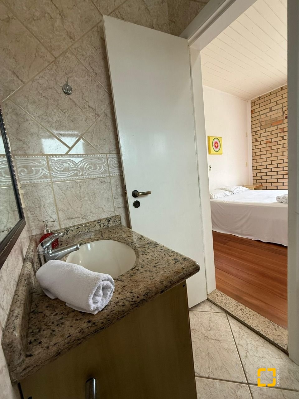 Casa com 502m², 9 quartos (sendo 3 suítes), 4 garagens, no bairro Ingleses em Florianópolis