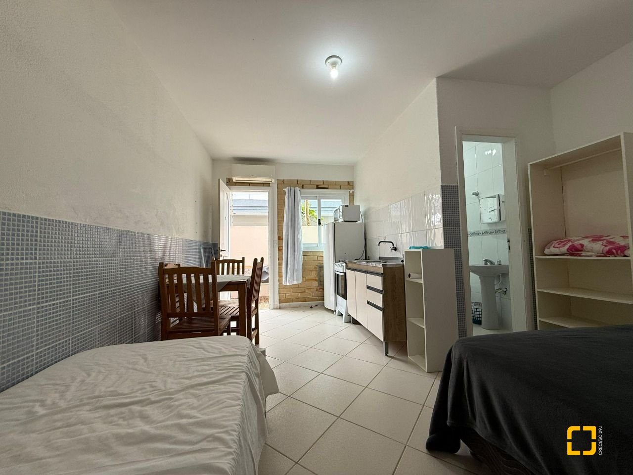 Casa com 502m², 9 quartos (sendo 3 suítes), 4 garagens, no bairro Ingleses em Florianópolis