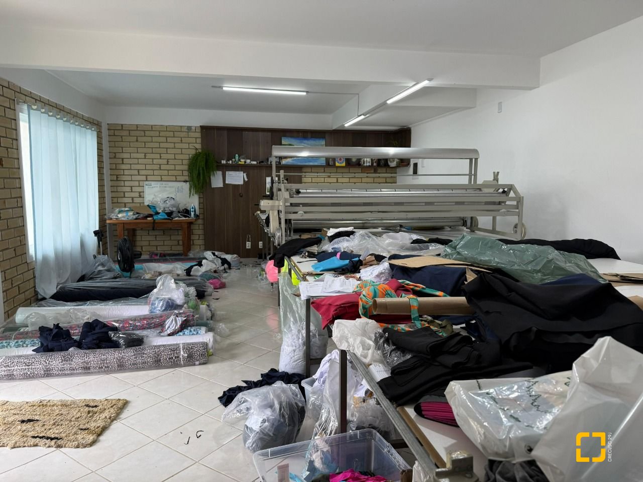 Casa com 502m², 9 quartos (sendo 3 suítes), 4 garagens, no bairro Ingleses em Florianópolis