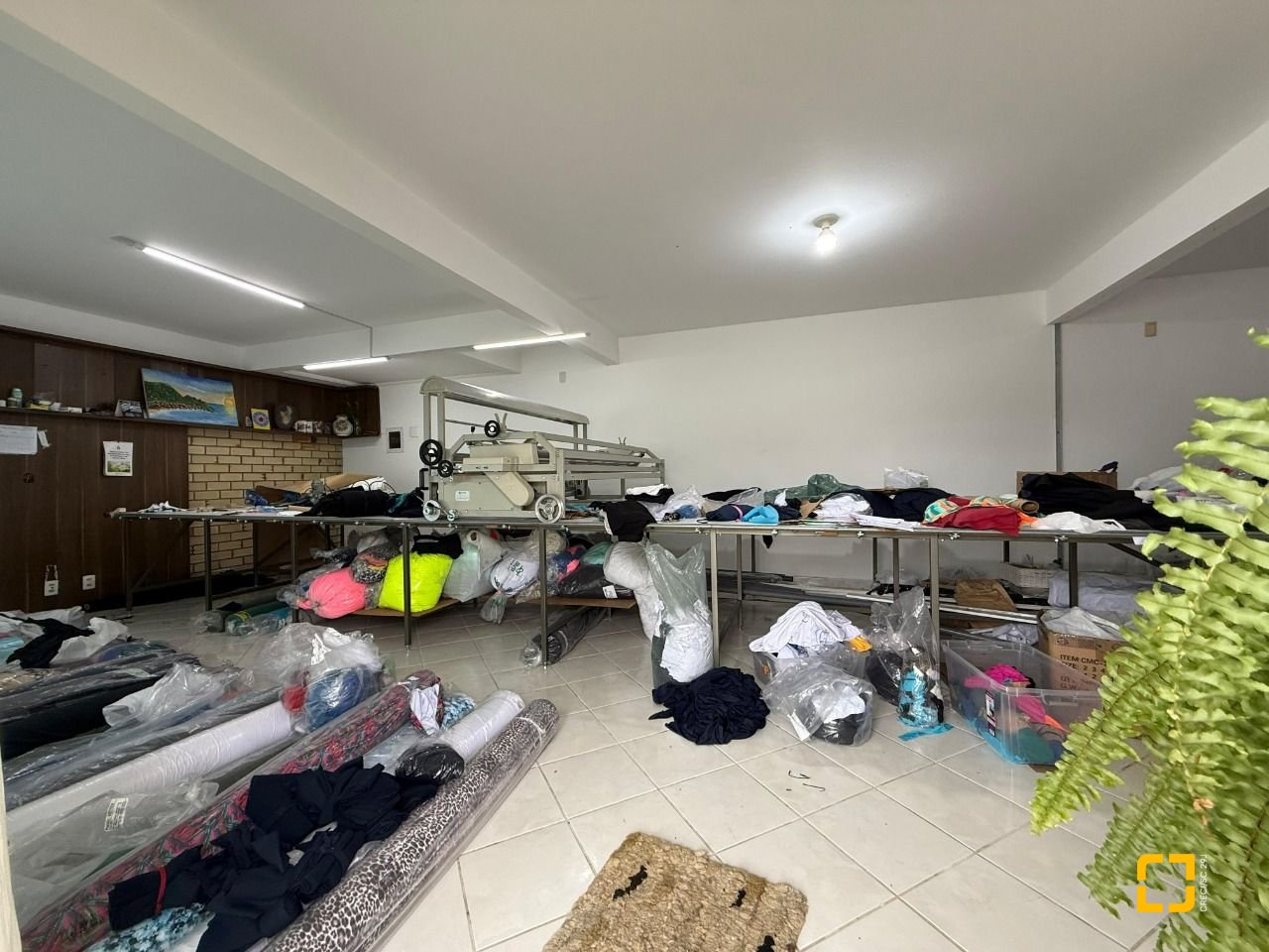 Casa com 502m², 9 quartos (sendo 3 suítes), 4 garagens, no bairro Ingleses em Florianópolis