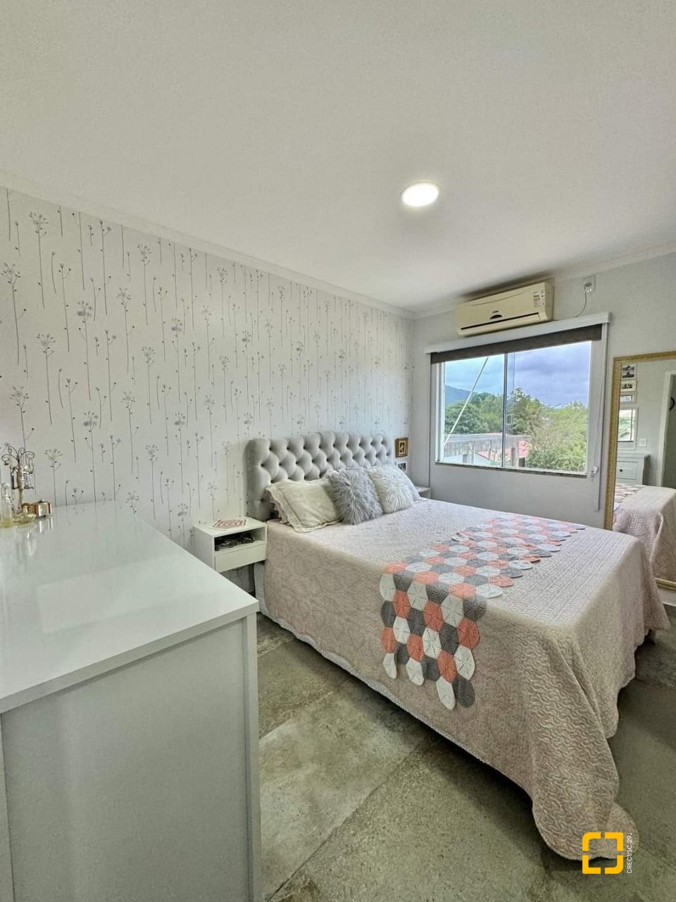 Cobertura com 125m², 4 quartos (sendo 1 suíte), 1 garagem, no bairro Ingleses em Florianópolis