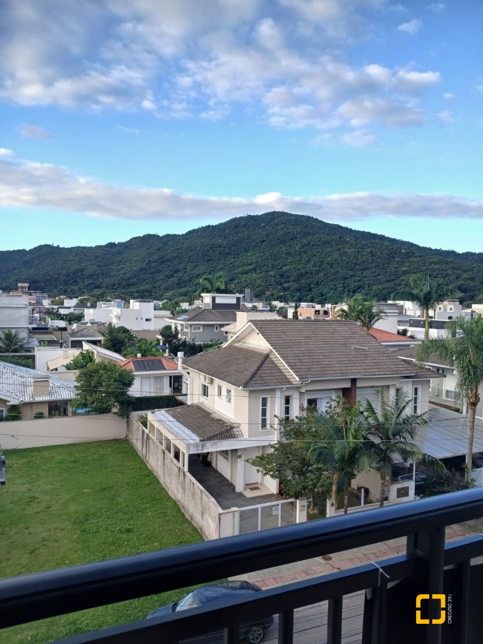 Apartamento com 60m², 1 quarto, 1 garagem, no bairro Cachoeira do Bom Jesus em Florianópolis