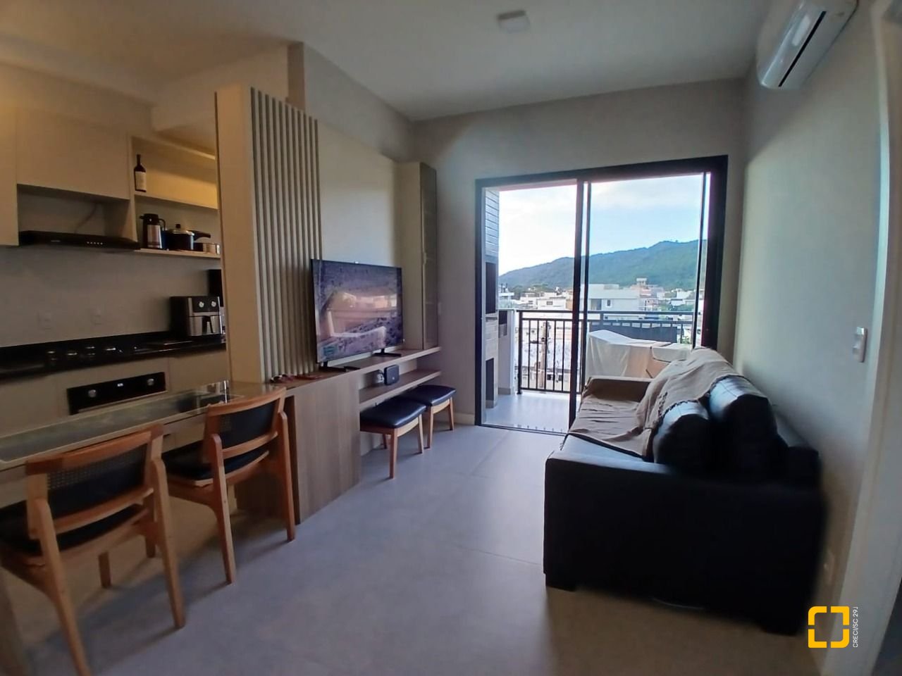 Apartamento com 60m², 1 quarto, 1 garagem, no bairro Cachoeira do Bom Jesus em Florianópolis