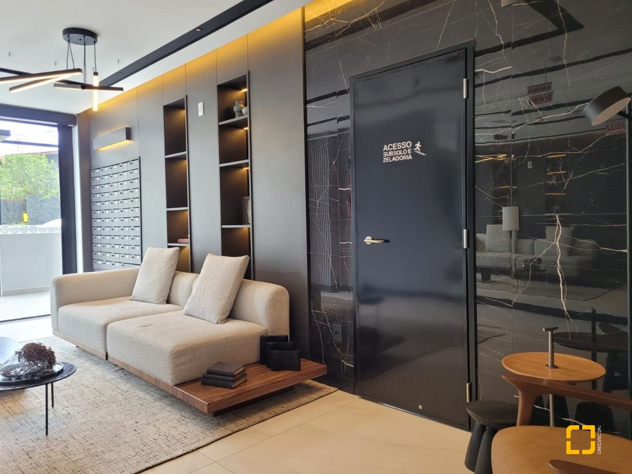 Apartamento com 73m², 4 quartos (sendo 2 suítes), 1 garagem, no bairro Beiramar em Florianópolis