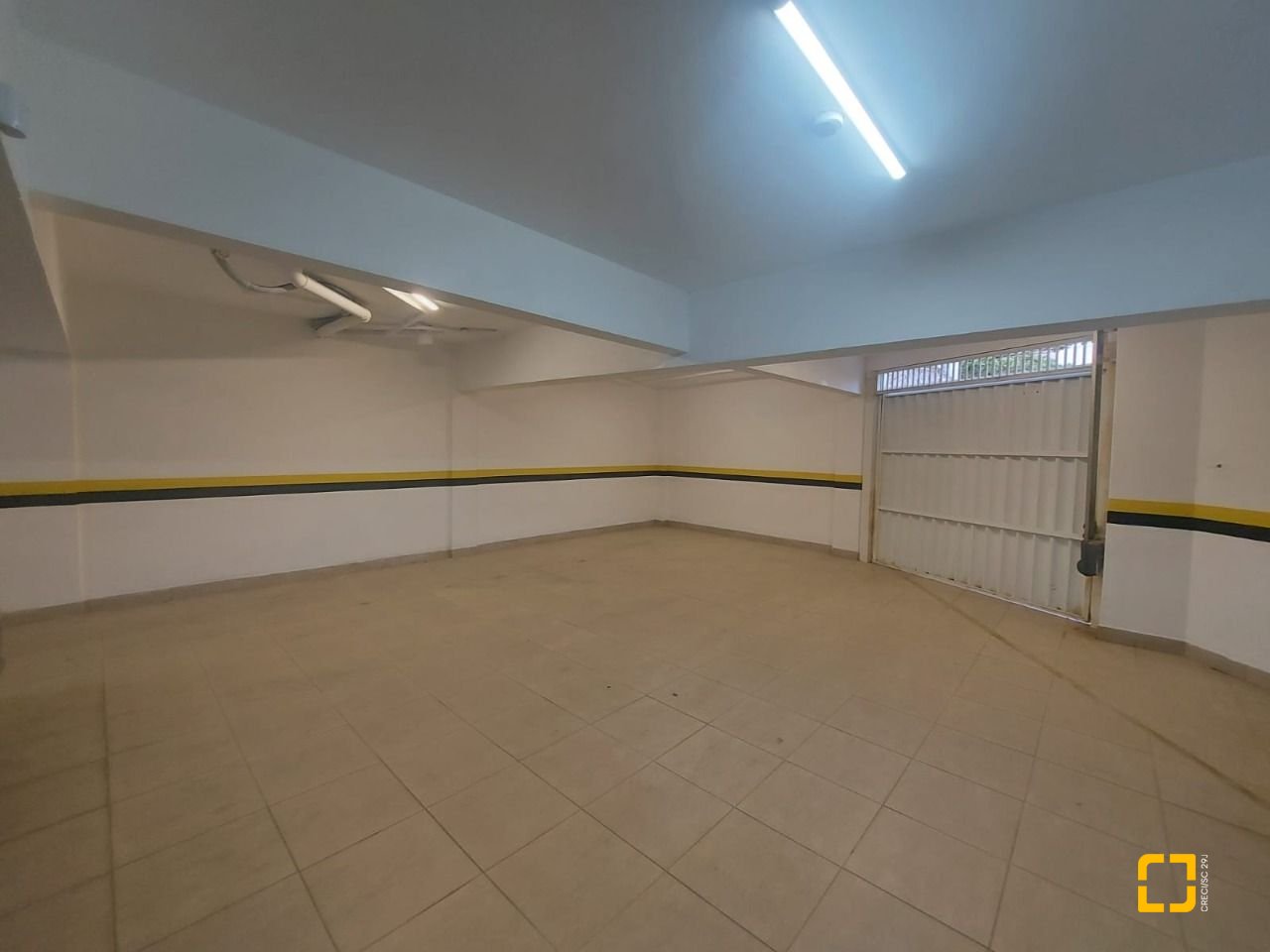 Casa com 475m², 7 quartos (sendo 7 suítes), 8 garagens, no bairro Canasvieiras em Florianópolis