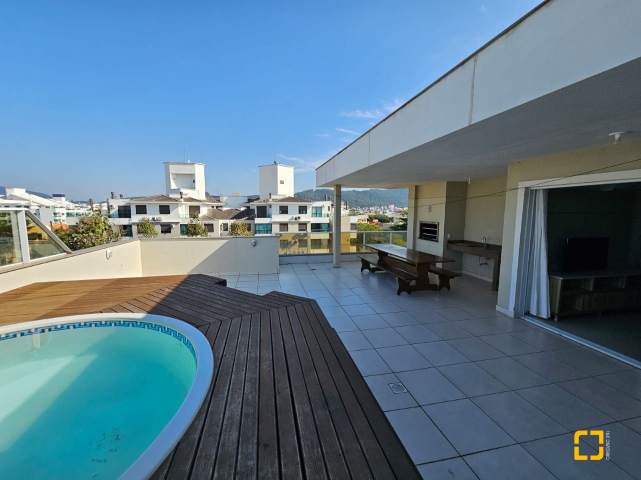 Cobertura com 165m², 6 quartos (sendo 1 suíte), 1 garagem, no bairro Ingleses em Florianópolis