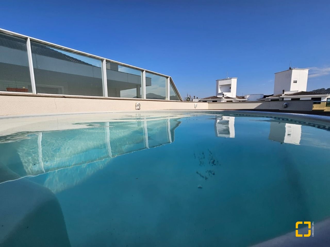 Cobertura com 165m², 6 quartos (sendo 1 suíte), 1 garagem, no bairro Ingleses em Florianópolis