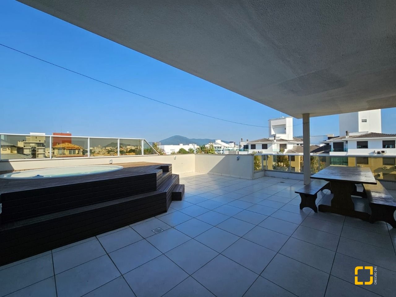 Cobertura com 165m², 6 quartos (sendo 1 suíte), 1 garagem, no bairro Ingleses em Florianópolis
