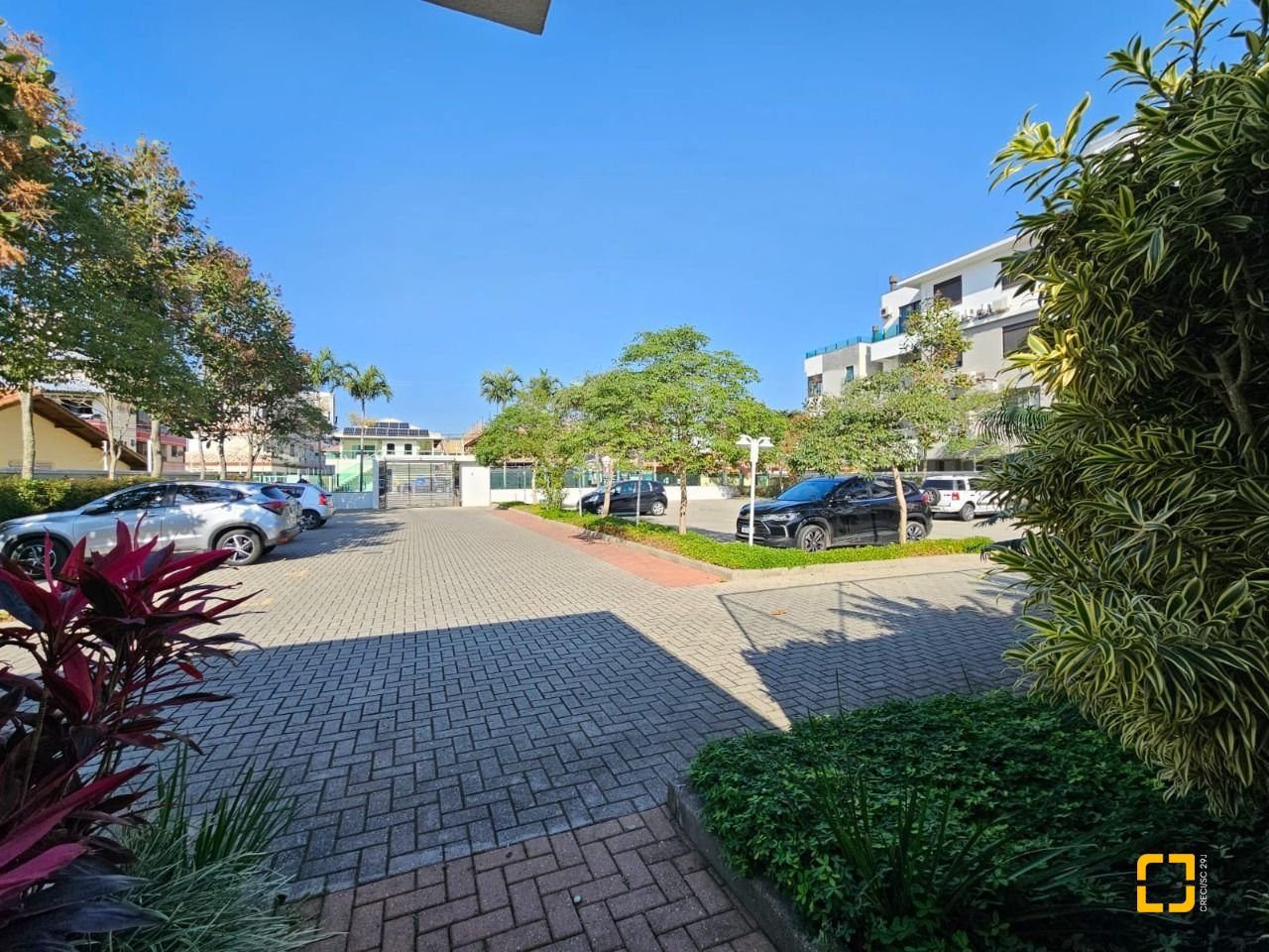Cobertura com 165m², 6 quartos (sendo 1 suíte), 1 garagem, no bairro Ingleses em Florianópolis