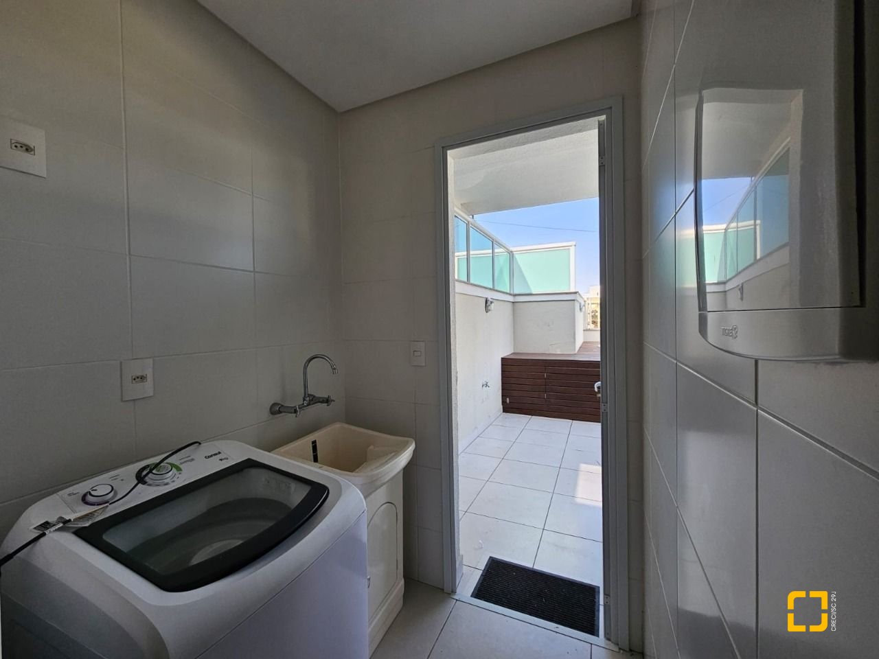 Cobertura com 165m², 6 quartos (sendo 1 suíte), 1 garagem, no bairro Ingleses em Florianópolis