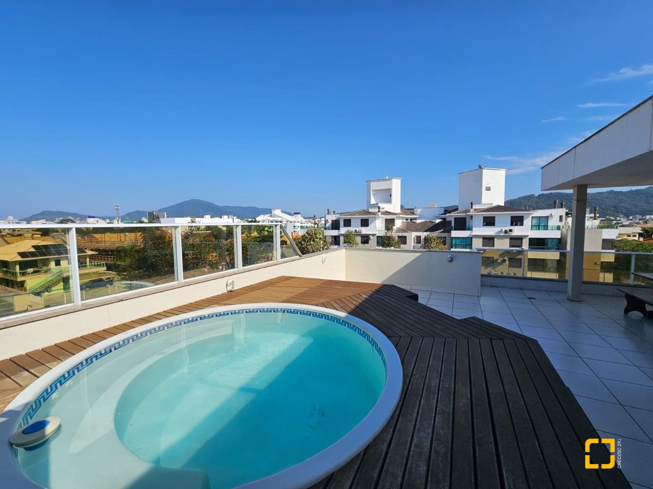 Cobertura com 165m², 6 quartos (sendo 1 suíte), 1 garagem, no bairro Ingleses em Florianópolis