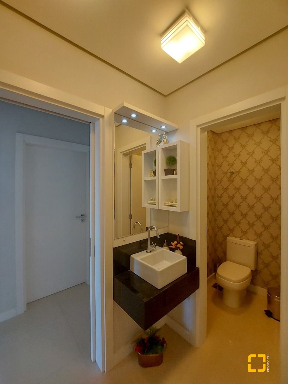 Apartamento com 128m², 4 quartos (sendo 1 suíte), 2 garagens, no bairro Agronômica em Florianópolis