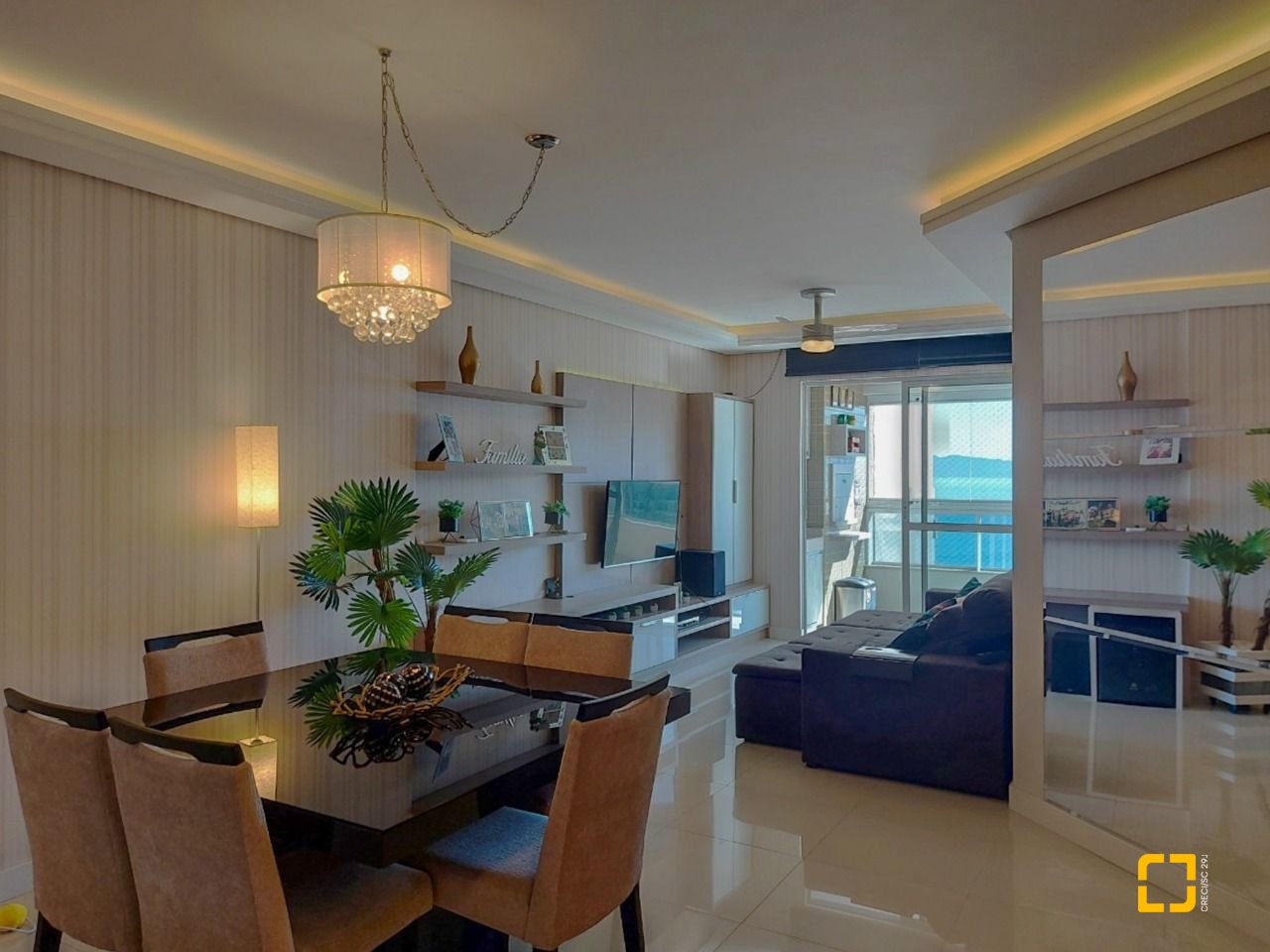 Apartamento com 128m², 4 quartos (sendo 1 suíte), 2 garagens, no bairro Agronômica em Florianópolis