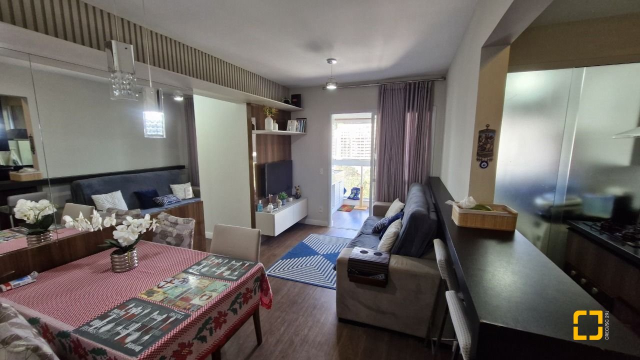 Apartamento com 65m², 3 quartos (sendo 1 suíte), 1 garagem, no bairro Itacorubi em Florianópolis
