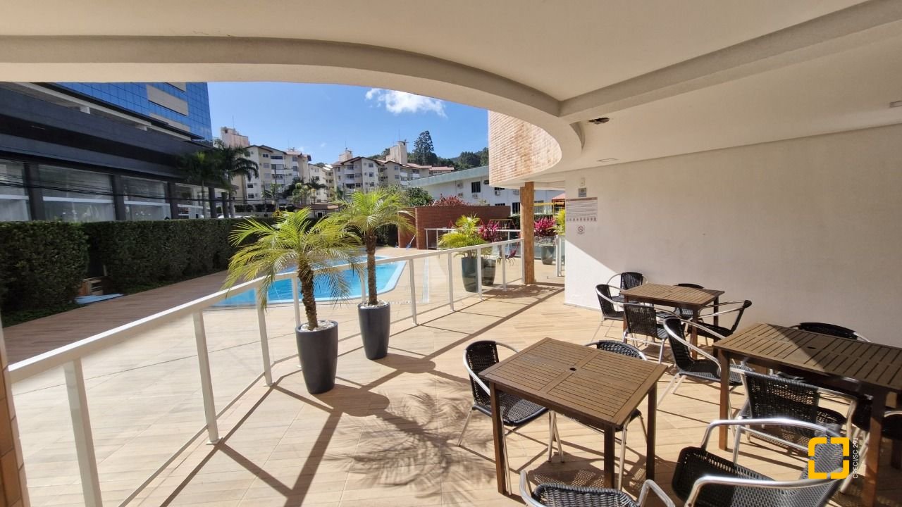 Apartamento com 65m², 3 quartos (sendo 1 suíte), 1 garagem, no bairro Itacorubi em Florianópolis