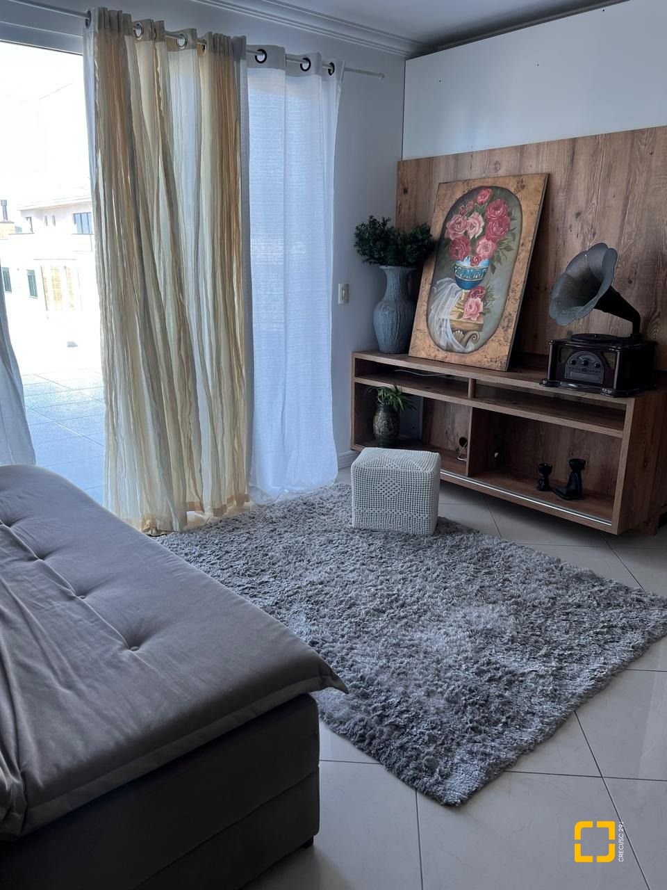 Cobertura com 170m², 3 quartos (sendo 1 suíte), 2 garagens, no bairro Ingleses em Florianópolis