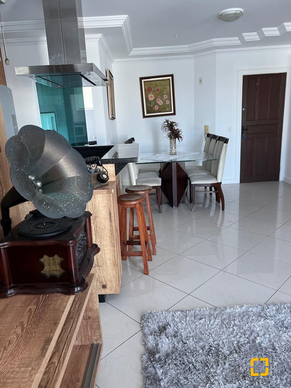 Cobertura com 170m², 3 quartos (sendo 1 suíte), 2 garagens, no bairro Ingleses em Florianópolis