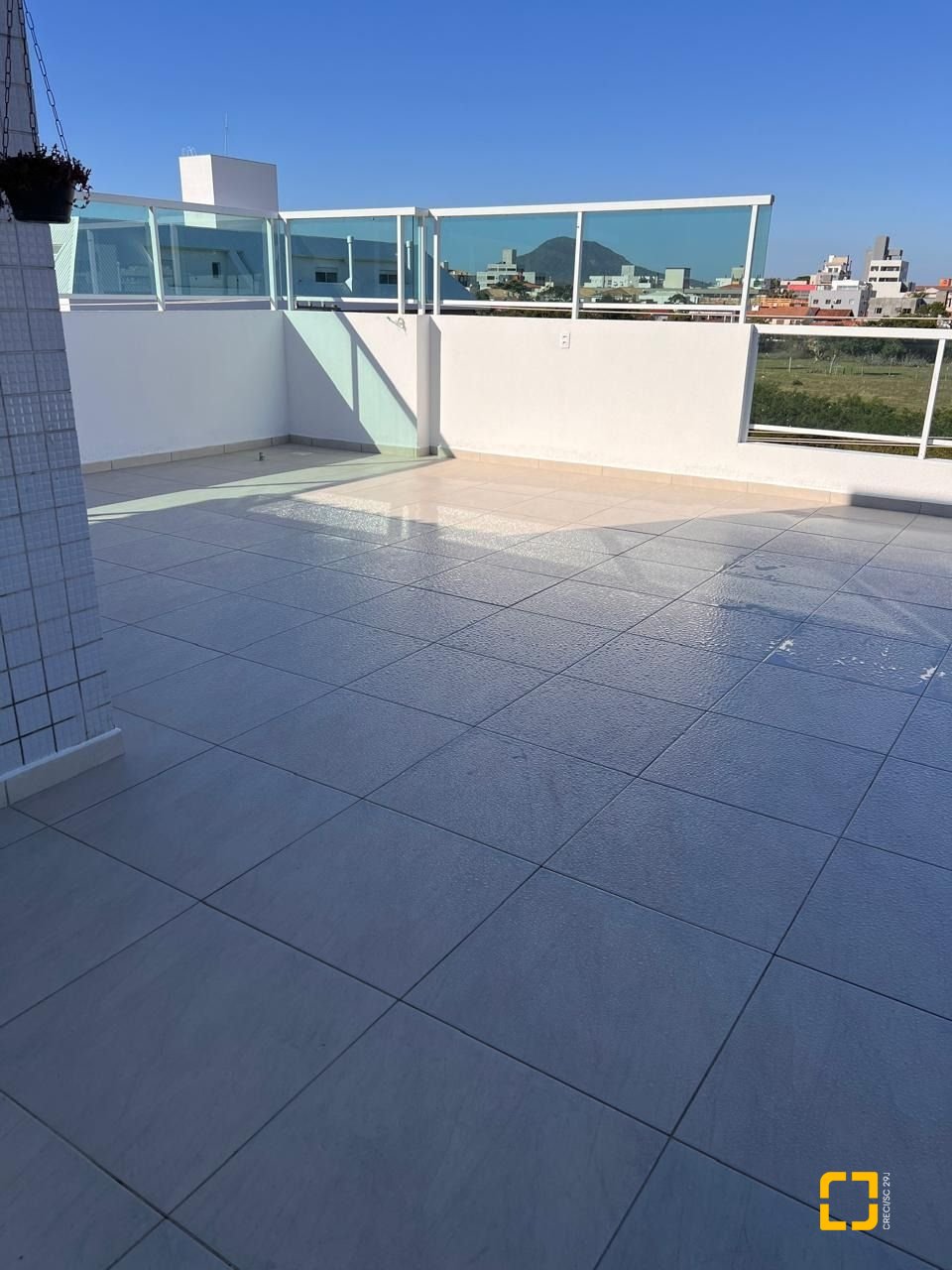Cobertura com 170m², 3 quartos (sendo 1 suíte), 2 garagens, no bairro Ingleses em Florianópolis