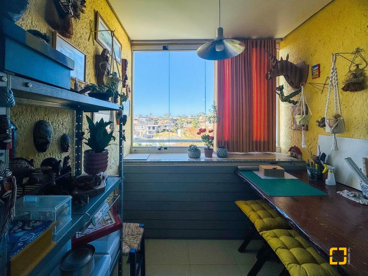Apartamento com 145m², 4 quartos (sendo 1 suíte), 3 garagens, no bairro Lagoa da Conceição em Florianópolis