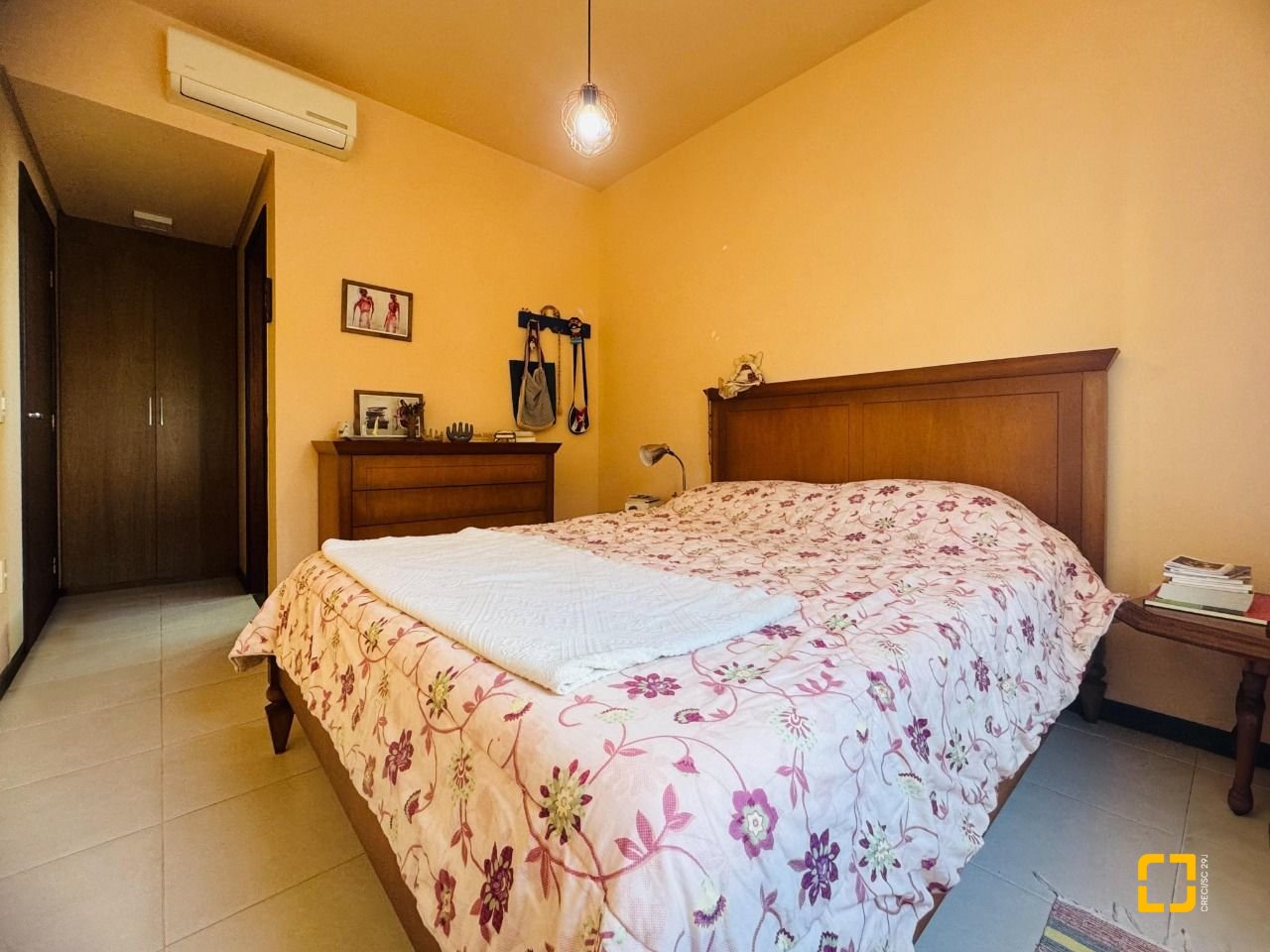 Apartamento com 145m², 4 quartos (sendo 1 suíte), 3 garagens, no bairro Lagoa da Conceição em Florianópolis